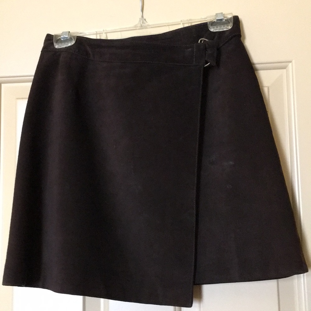 Ann Taylor 100% Matte Brushed Leather Mini Skirt